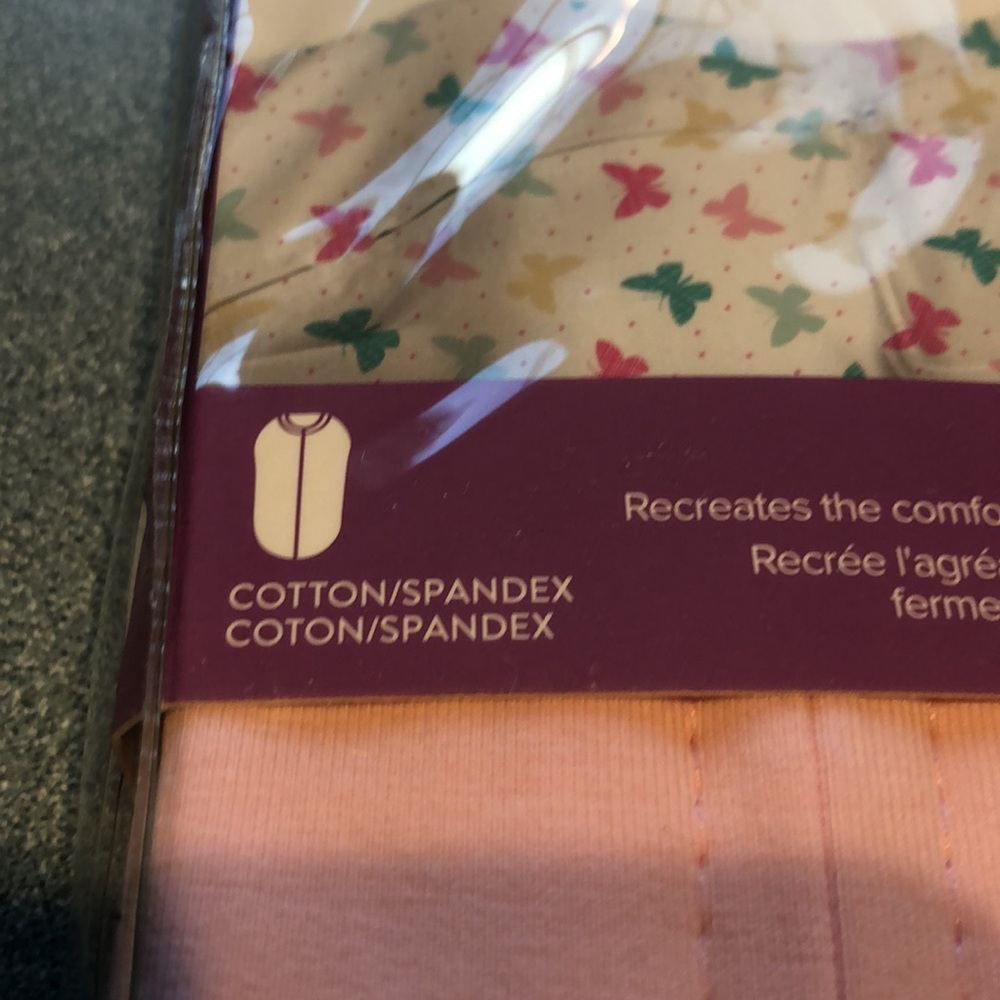 NIB SwaddleMe - Picture 3 of 10